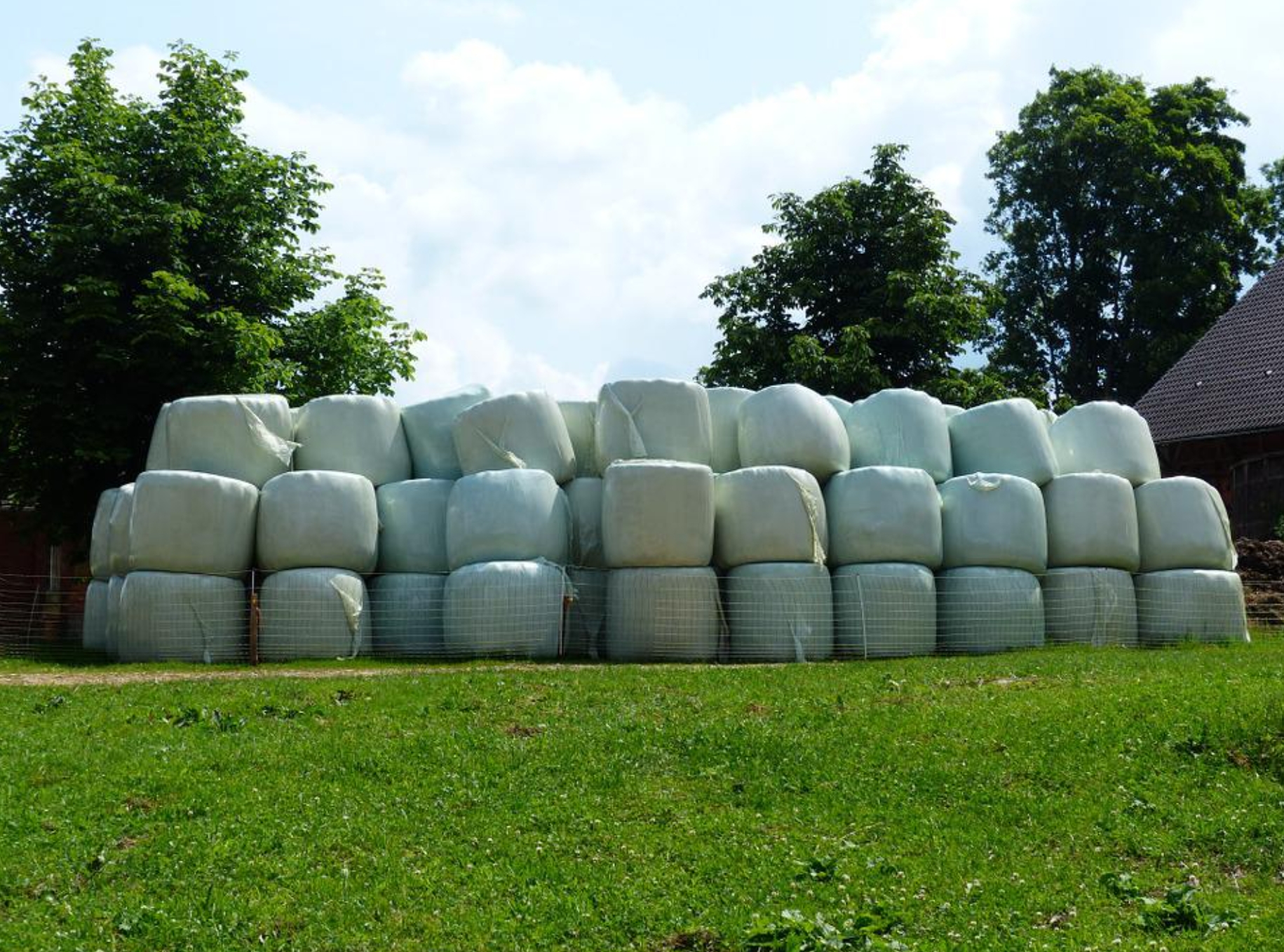 INZAMELING LANDBOUWFOLIE OP CONTAINERPARK